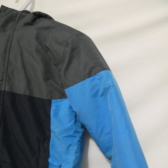 CHILDREN'S PLACE | medium (7-8) | Boy's 3-In-1 All Season Jacket - Picture 6 of 15
